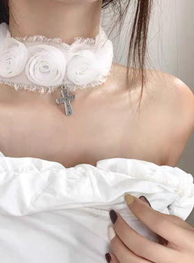 浪漫白色玫瑰花蕾丝颈带choker网纱高级轻奢十字架颈带项链choker