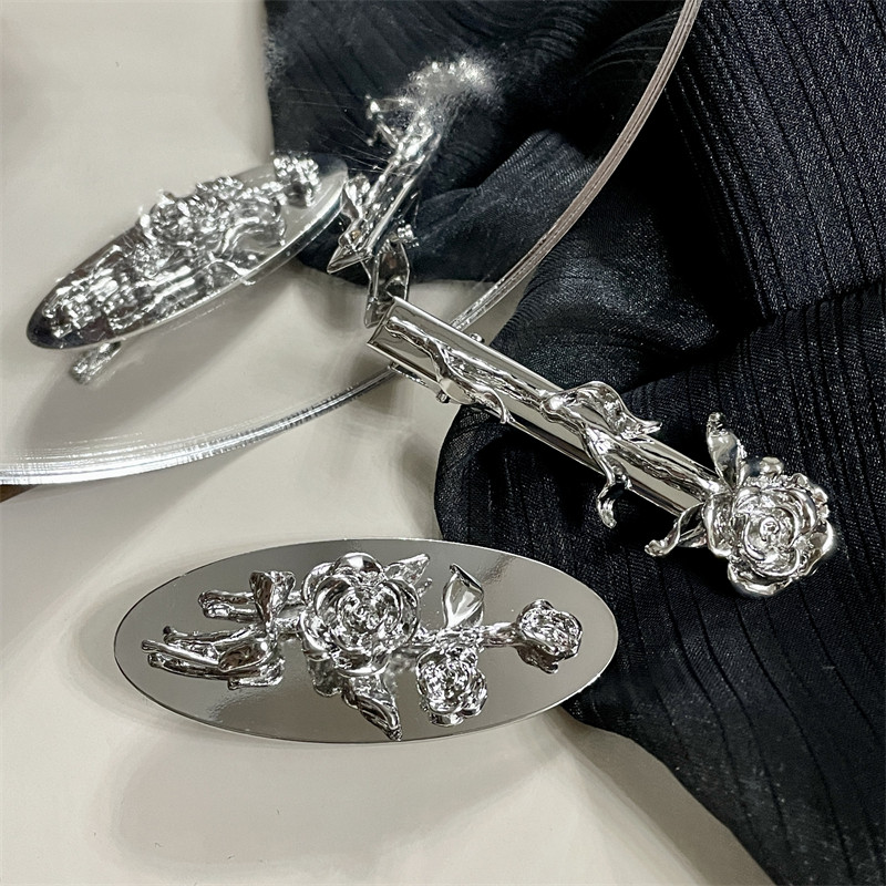镜面荆棘玫瑰鸭嘴夹小众设计金属立体花朵发夹银色侧边时髦刘海夹
