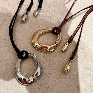 董洁同款金属凝结项链女黑绳圆环吊坠长款毛衣链小众高级感老钱风