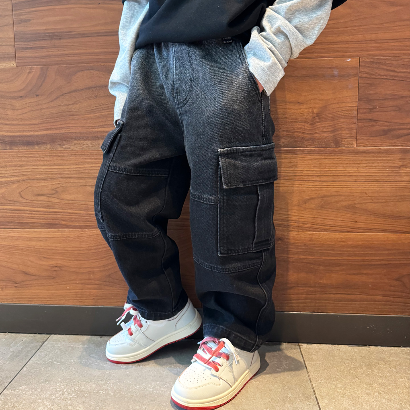 男童牛仔工装裤子黑灰阔腿