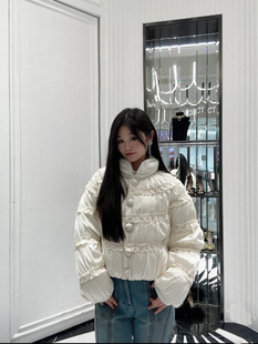 拉家同款2025冬季新款时尚裱花蓬松立领云朵面包保暖羽绒服女