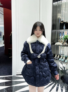拉家同款2025冬季新款学院风毛领菱形格蝴蝶结保暖中长款羽绒服