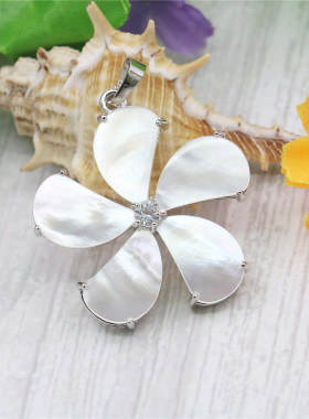38mm旋转太阳花天然白鲍鱼贝壳吊坠 带钻滑动式花瓣母贝项链项坠