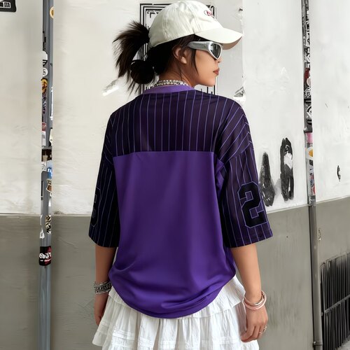 美式街头V领宽松数字印花T恤女
