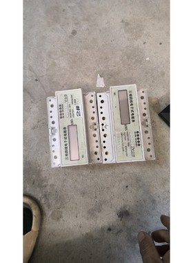 出APTECH美国品牌AK1001S  3P的减压阀,银灰色