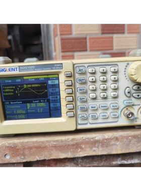 鼎阳 SDG1020 信号发生器 双通道20MHz 任意信号