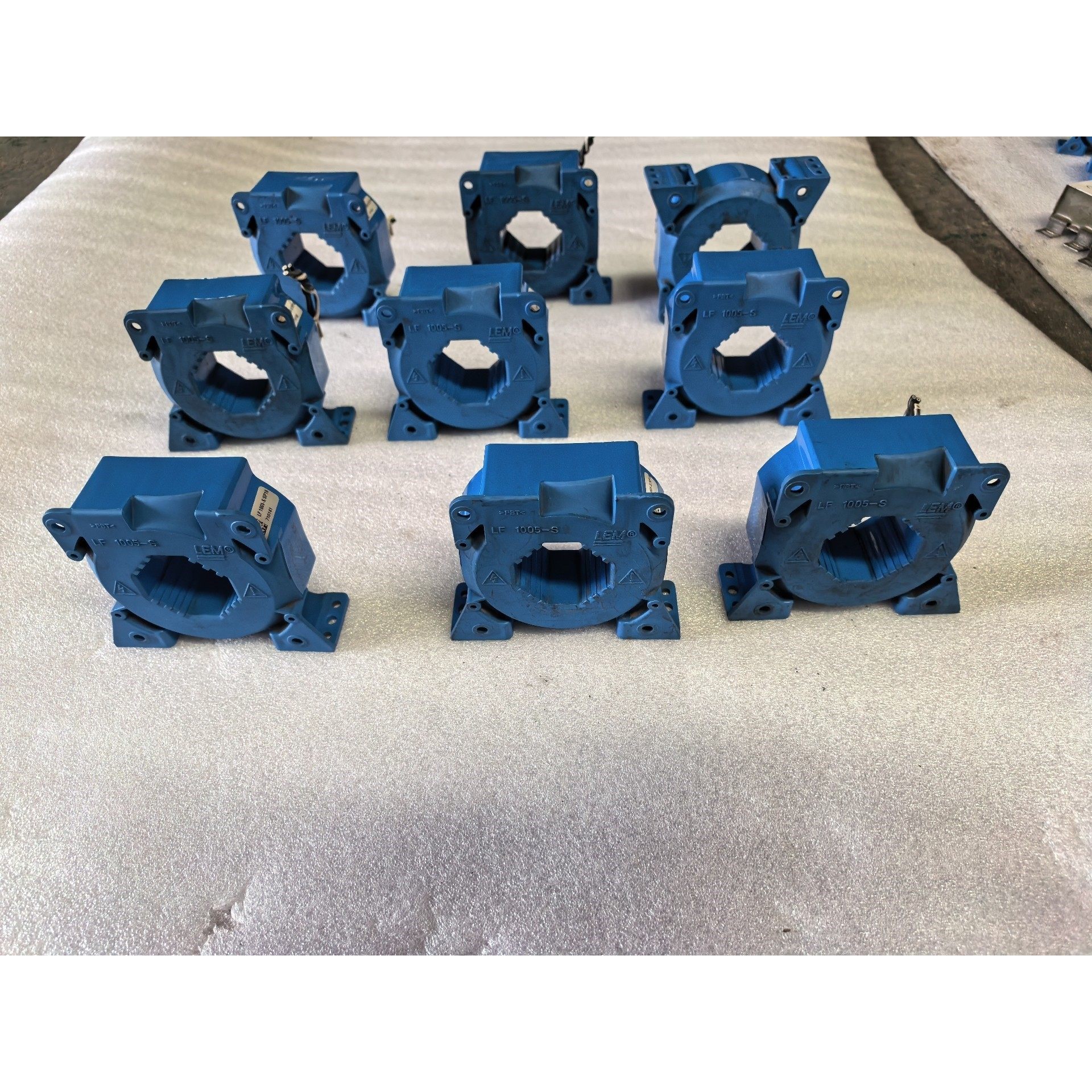 HLP变频器,实物拍摄,型号:HLPC?00D423B,成色