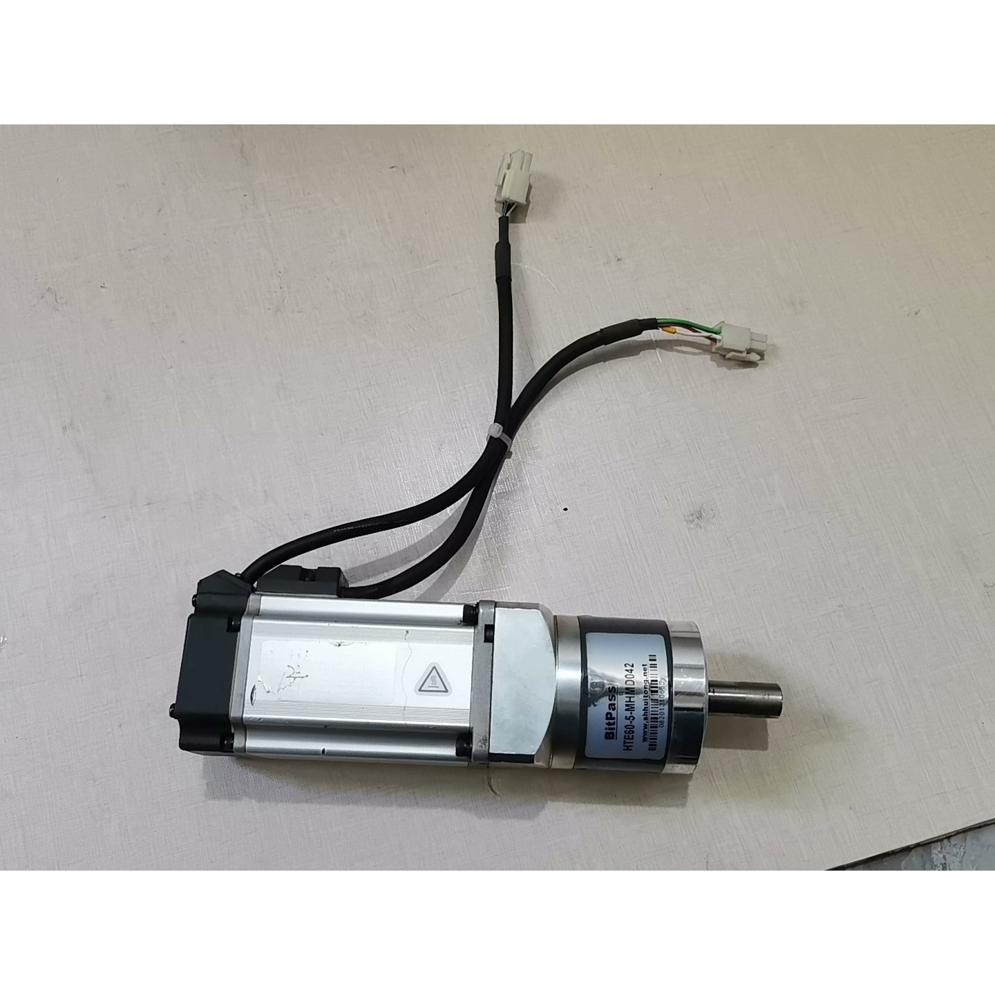 A4伺服电机MHMJ042P1S 400W