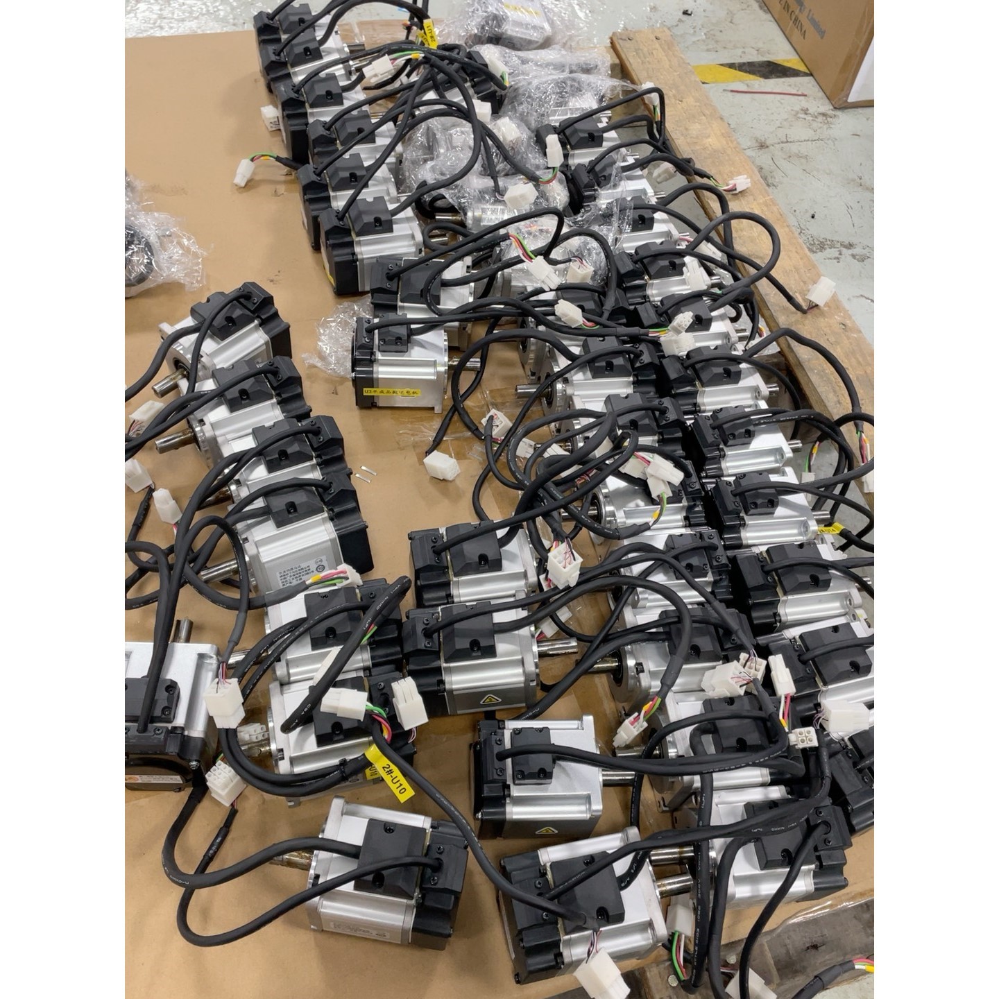 A6伺服电机200W MHMF022L1U2M