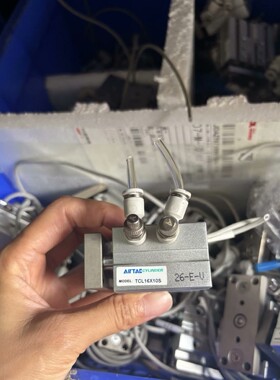 气缸TCL16X10S,三轴气缸,成色漂亮,功能完好.
