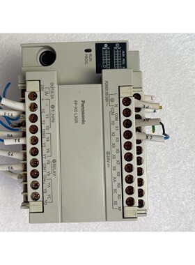 PLC  AFPXOL30R-F一台 年份近 螺丝有生锈