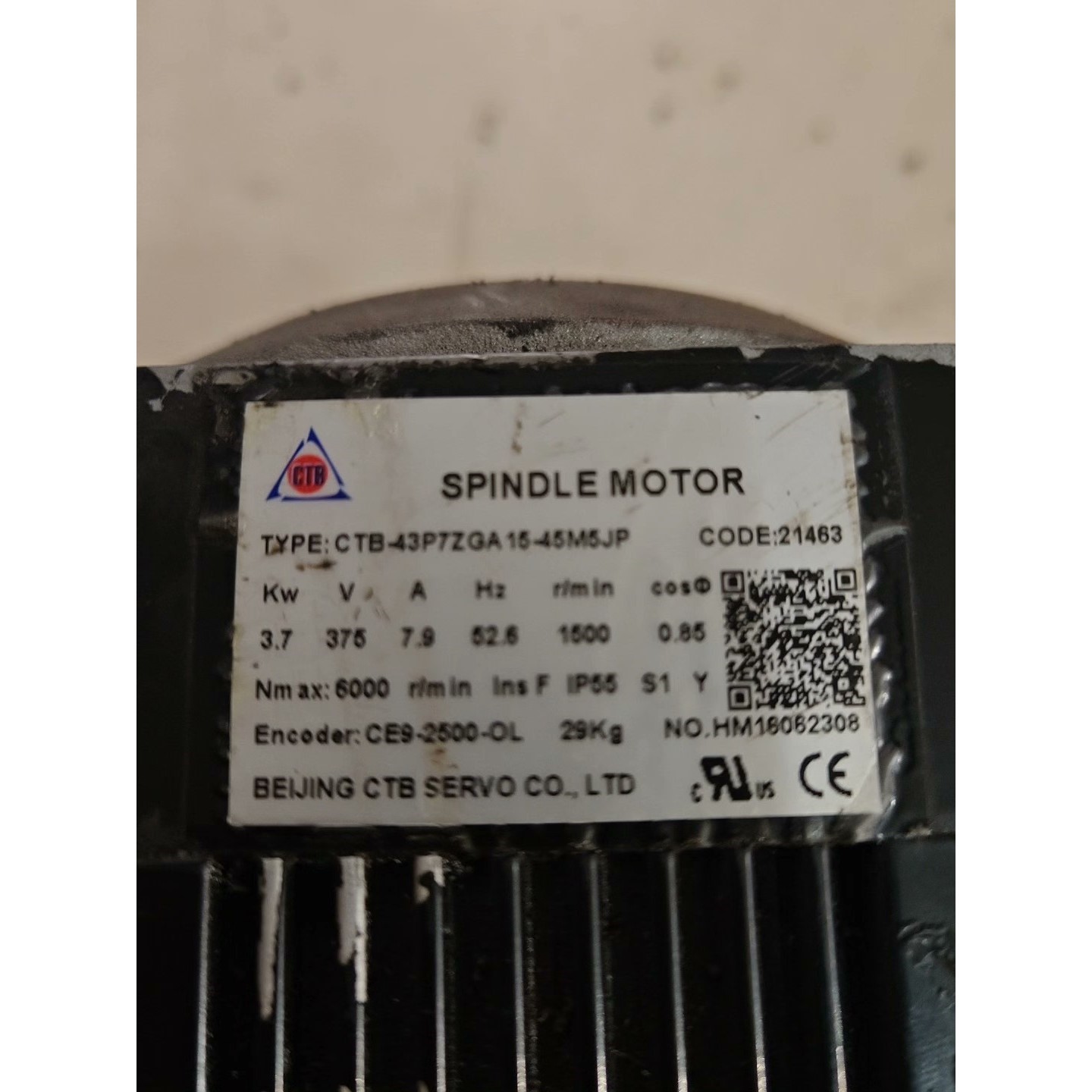 电机SGMJV-02ADA6C.200W,成色如图所示,