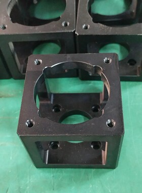 KK60模组电机支架转400W伺服,尺寸黑色金属质感,尺寸如