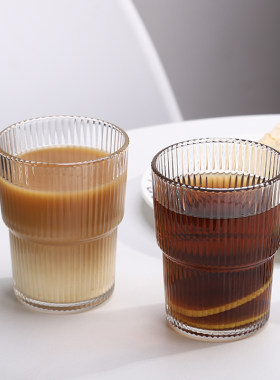 简约竖纹玻璃水杯透明吸管杯ins风高颜值咖啡杯带盖家用牛奶杯子