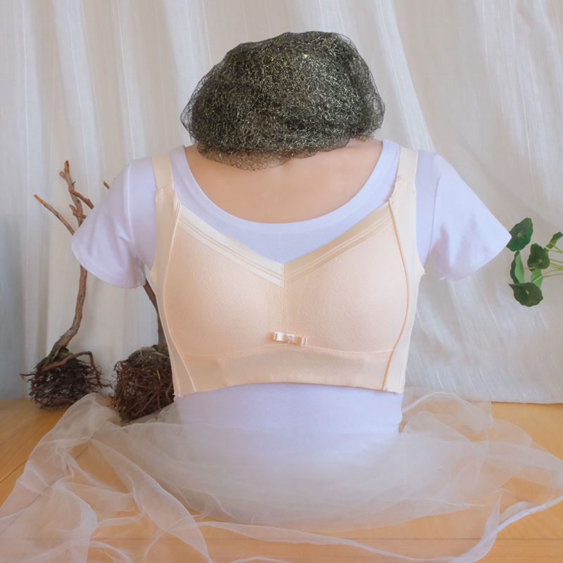 袔苡莥简约光面全罩杯乳胶棉内衣大胸显小无钢圈薄款防溢乳养胸衣