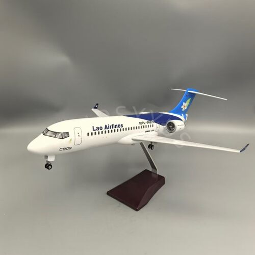 带灯带轮子47cm老挝航空公司C909客机飞机模型仿真拼装摆件礼物