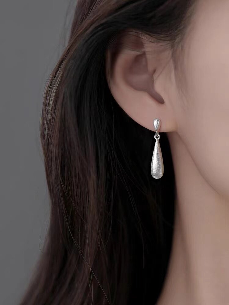 925纯银水滴耳钉新款2024爆款轻奢耳环小众高级感女耳饰