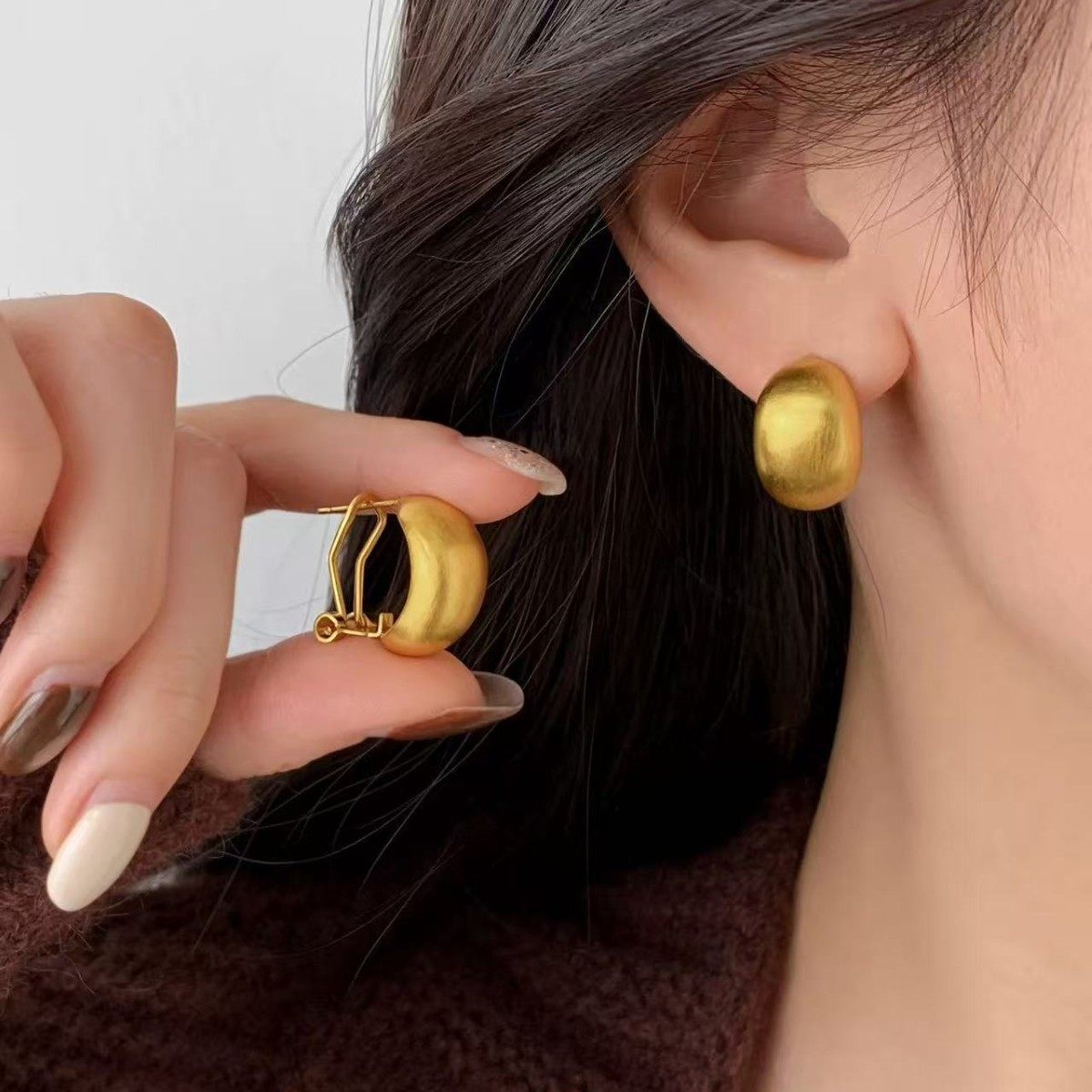 925银金色拉丝耳环小众高级爆款耳钉2026新款轻奢女耳饰,饰品/流行首饰/时尚饰品新,耳环,淘宝优惠券,粉丝福利购,淘宝优惠卷