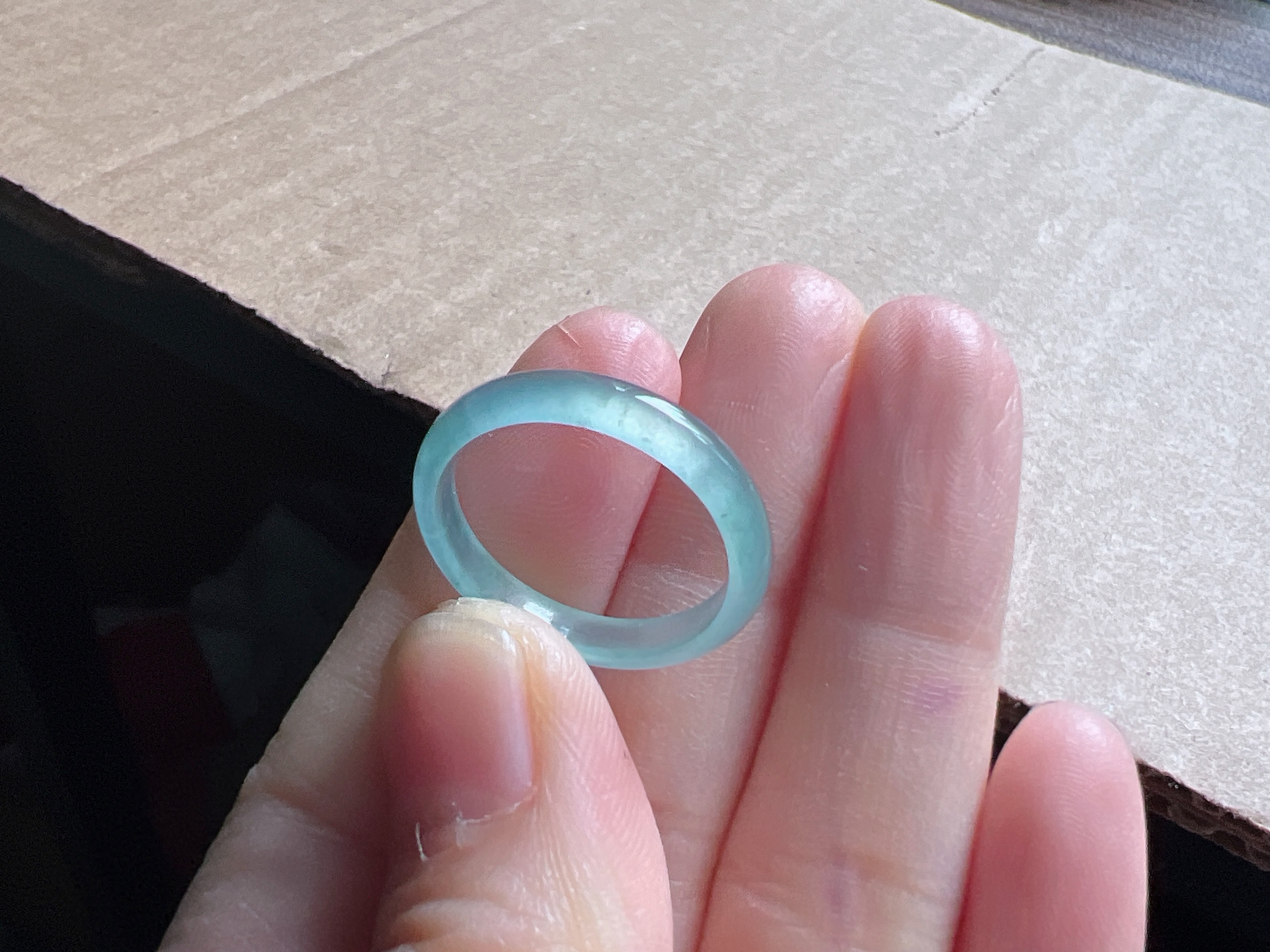 天然翡翠A货冰蓝指环，种水好，19-20号，18.8-3.7-2.1