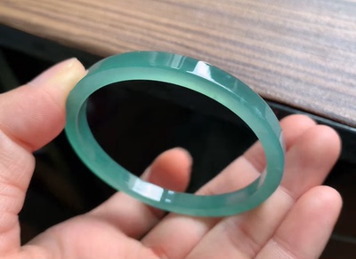 天然翡翠A货冰蓝小圈口方镯，51-52圈，51.5-5.5-4.0，13.38g