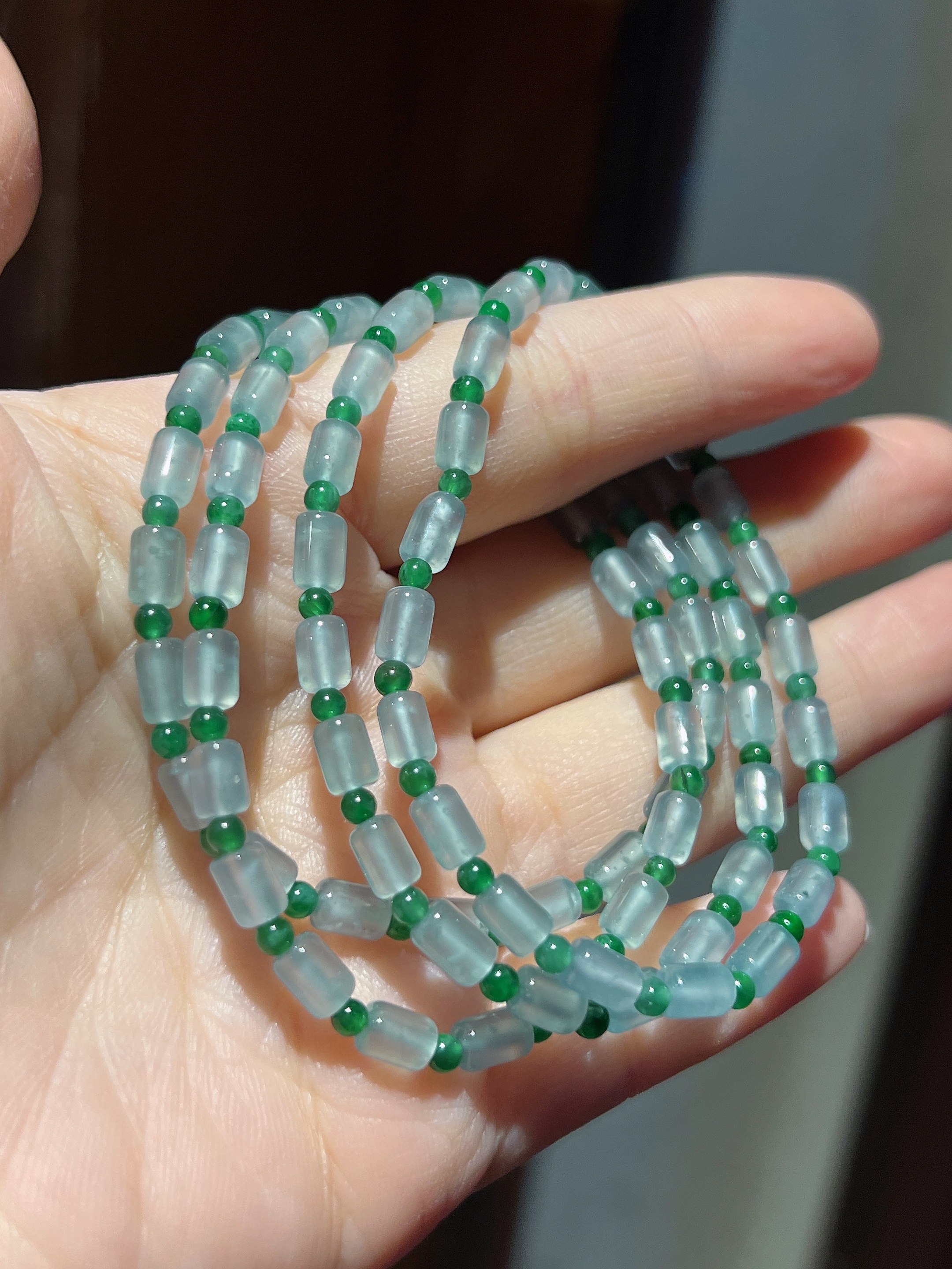 天然翡翠高冰桶珠手链，种水好，搭配阳绿小米珠。,珠宝/钻石/翡翠,手链/手串,淘宝优惠券,粉丝福利购,淘宝优惠卷