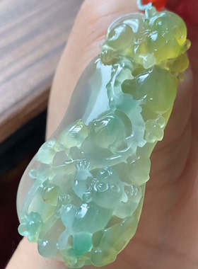 缅甸天然翡翠A货老坑冰黄双彩灵猴献瑞，59.7-27.8-12，镂空雕刻