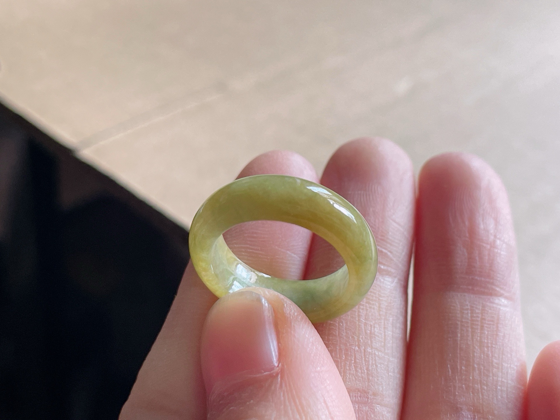 缅甸天然翡翠A货黄翡指环，12号，16.1-6.1-3，色泽明亮，特价款