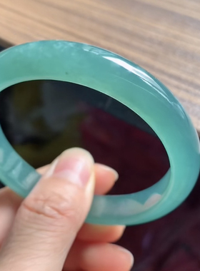 天然翡翠A货冰湖水绿正圈，53-55圈，53.7-9.9-7.2，38.17