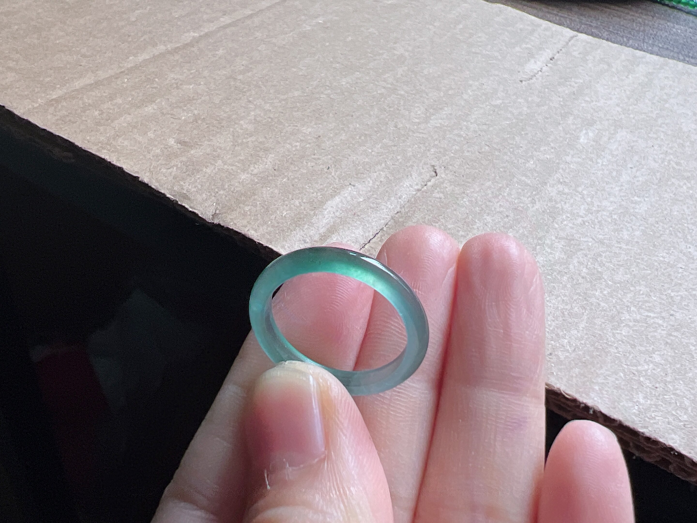 天然翡翠A货冰绿细条指环，种水好，17-18号，18.1-3.1-2.5，