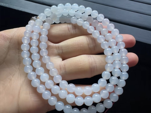 长度60公分 共108颗 底子很干净 卡5.9 缅料白冰项链