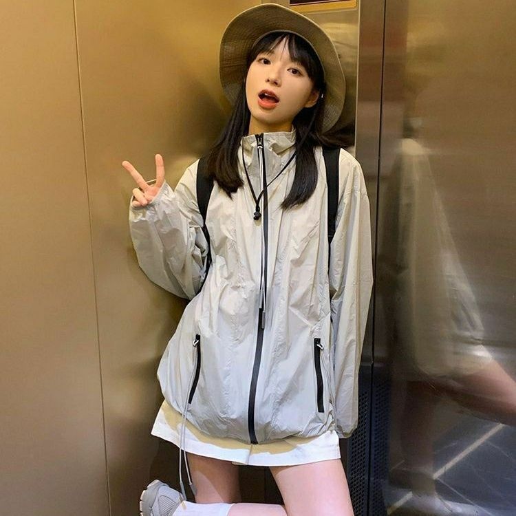 薄款防晒衣女夏季2026新款防紫外线透气轻薄男女款防晒冲锋衣外套图片