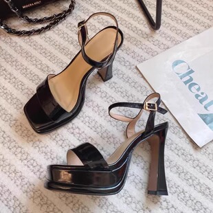 女款 方头一字扣带礼仪走秀高跟鞋 2026新款 防水台厚底女鞋 夏季 凉鞋