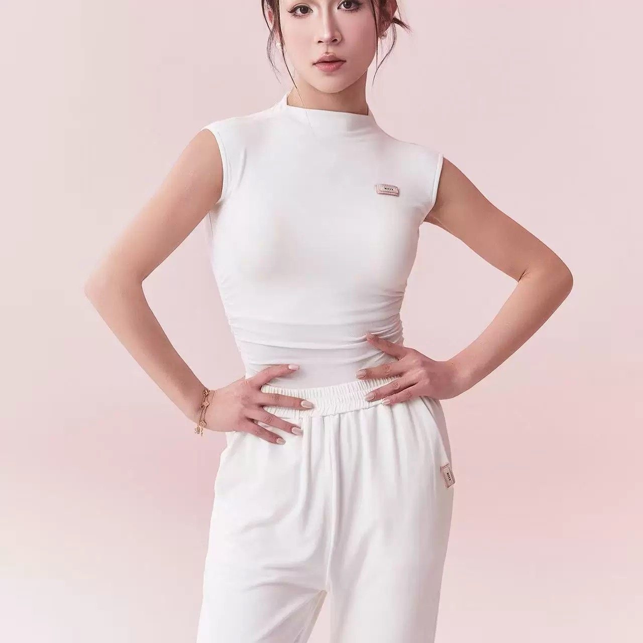 KITTY拉丁舞服练功服半高领无袖