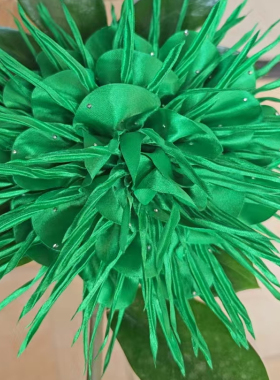 新款永生花胸针
