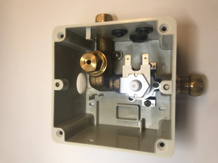 小便感应器水龙头冲水电磁阀