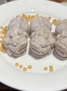 天然玉化石雕刻貔貅挂件 吊坠