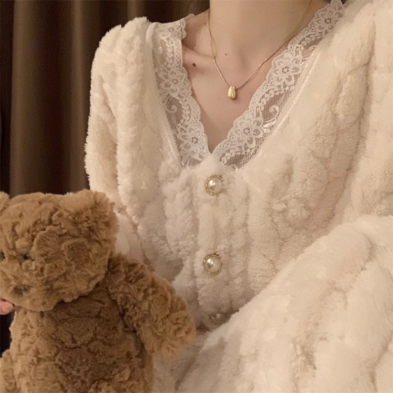 V领蕾丝小香风加厚珊瑚绒睡衣女士新款秋冬季甜美长袖开衫家居服