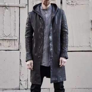 皮匠門之刀馬人人潮人海中又看到你,一样美丽一样放荡不羁923812