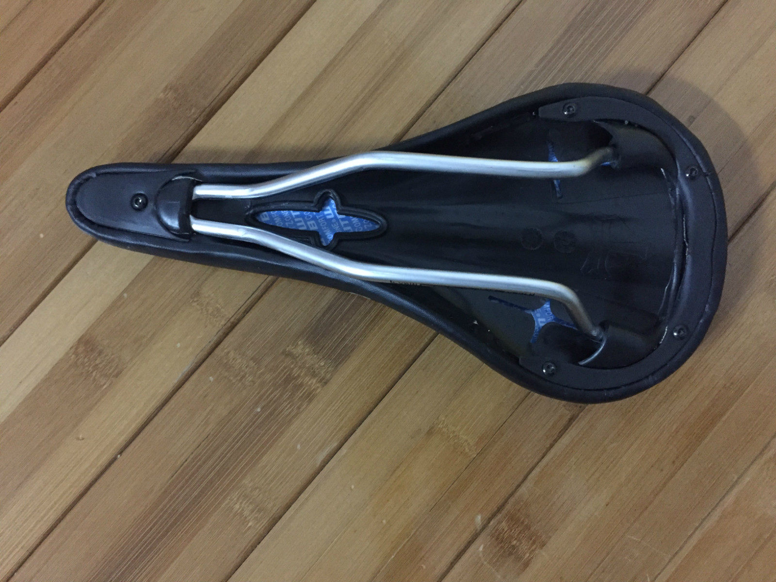 Selle de vélo - Ref 2356970 Image 3