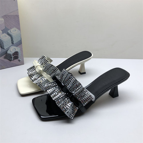 专柜撤柜特价配裙子真丝布时装高跟凉鞋女水钻细跟凉鞋女夏季露趾