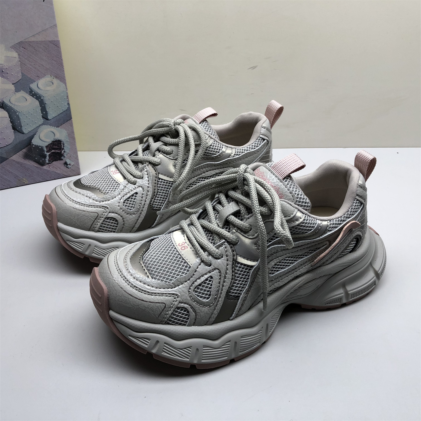 专柜撤柜真皮女鞋透气炸街百搭厚底老爹鞋女早春款运动休闲鞋厚底