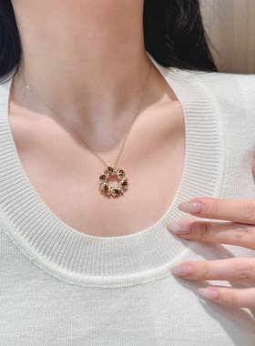 25新款天然石榴石满钻圣诞花环吊坠925银项链女轻奢氛围感锁骨链