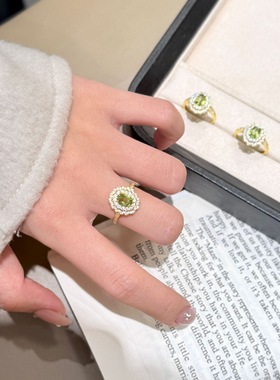25新款双圈满钻天然橄榄石戒指女精致小众氛围感指环
