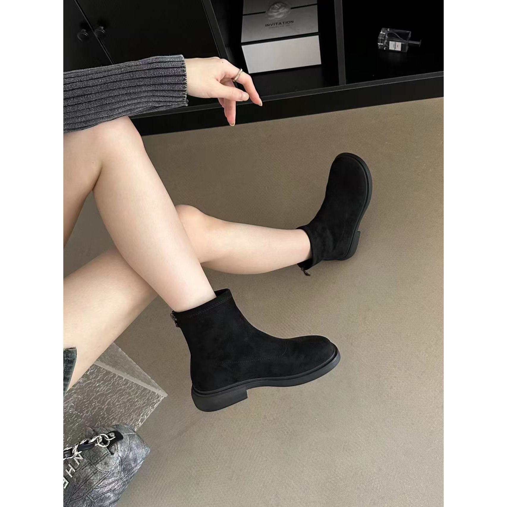 仓美美女装-瘦瘦靴雾面短靴设计款休闲鞋