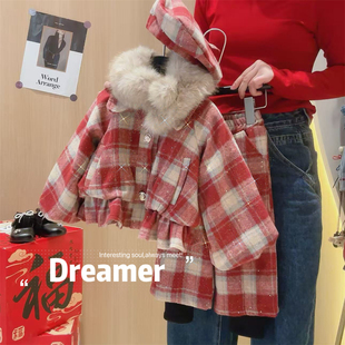 女童加绒加厚套装2026冬季新款毛领毛呢格子外套马裤两件套送帽子