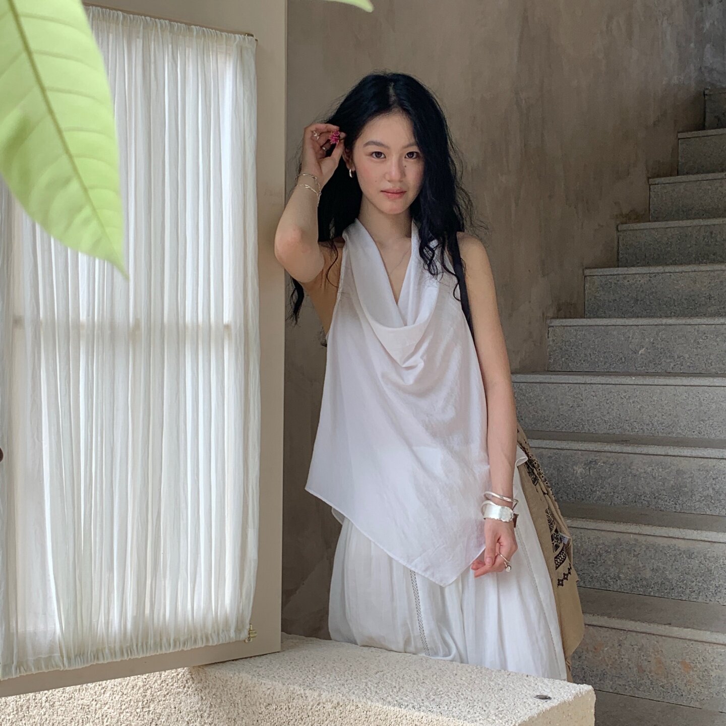 TCCW挂脖背心女夏上新荡领不规则小衫百搭设计感无袖纯色吊带上衣