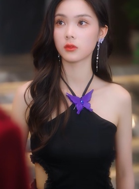 姐姐我超好哄盛舒然同款蝴蝶装饰黑色挂脖露肩吊带连衣裙礼服裙