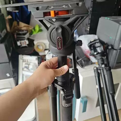 议价科漫KX3939PLUS三脚架独脚架两用 脚抓转换器，实照所