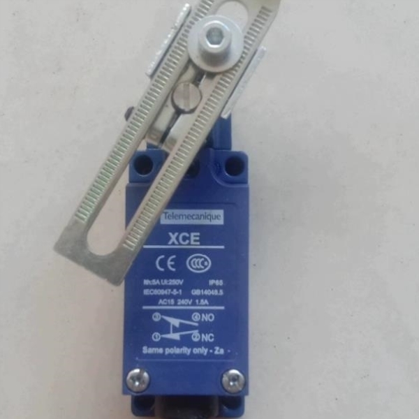 议价【雨松】正品限位开关XCE145C GB14048.5【议价】