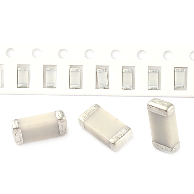 1206贴片电容器10pF 22pF 15pF 30pF 33pF 100 470pF 101 220 471
